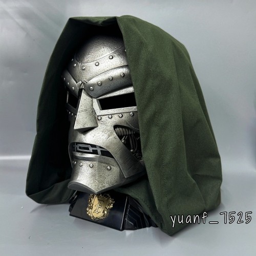Casco doctor doom - doctor,